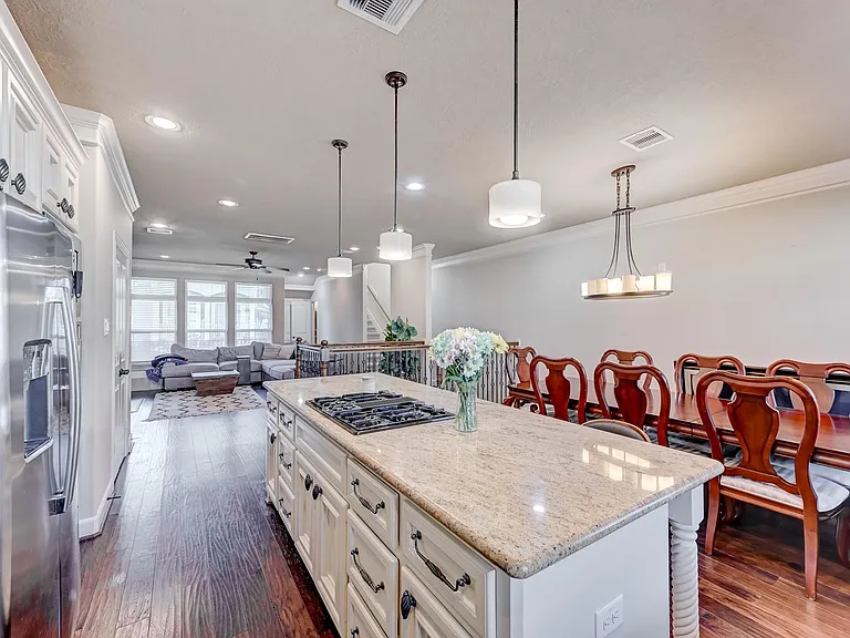 1325 W 24th St #D — Photo 14