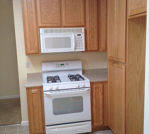 3rd image of 528 Tiffany Way