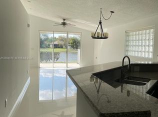 4117 Sapphire Ter, Weston, FL 33331
