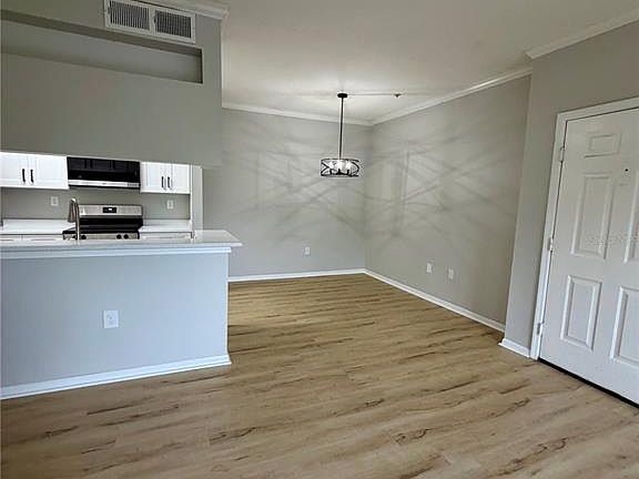 5th image of 5612 PINNACLE HEIGHTS CIRCLE #302