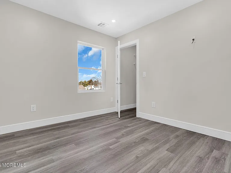 2334 Adams Ave — Photo 15
