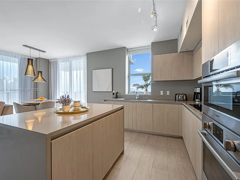 4010 S Ocean Dr #R2501 — Photo 9