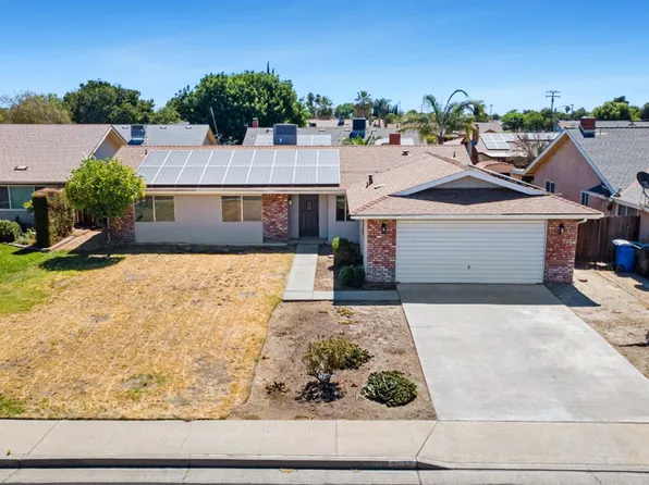 2117 Beechwood Ct, Hanford, CA 93230