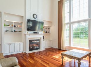 8139 Sommerwell St, Raleigh, NC 27613