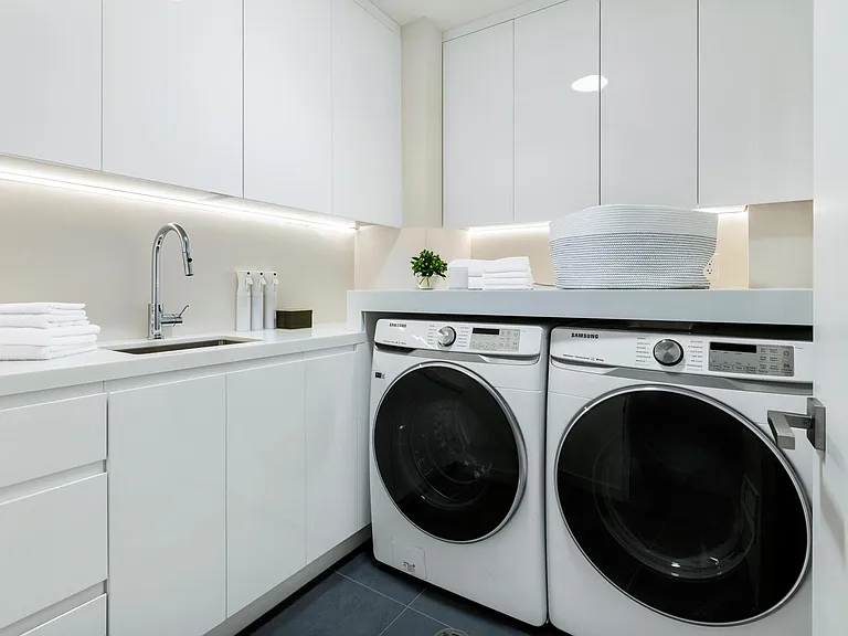 Lumiere at Malcolm - Luxury Homes — Photo 18