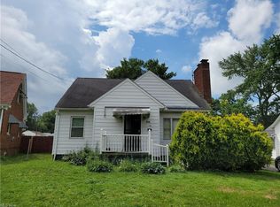 944 Vernon Odom Blvd, Akron, OH 44307