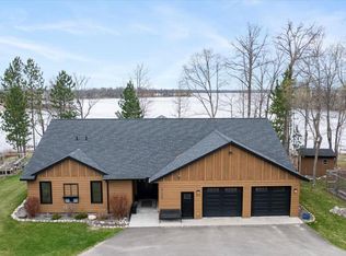 51425 Long Point Pl, McGregor, MN 55760