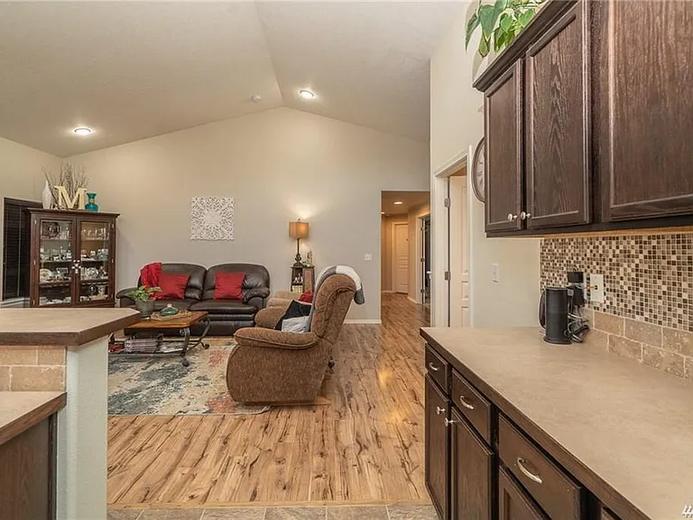 512 S Trillium Way — Photo 14