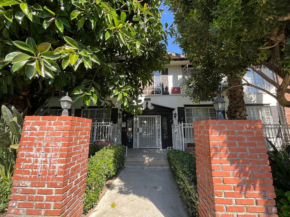 2nd image of 1560 N Laurel Ave APT 104