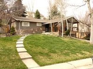 917 S Cole Dr, Lakewood, CO 80228