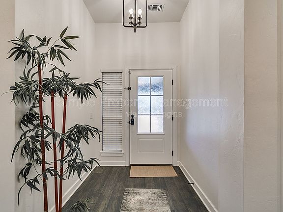 3rd image of 18008 Jimenez Dr