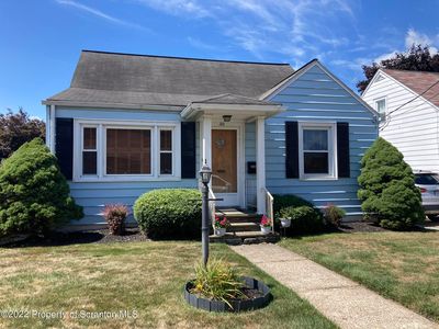30 Seminary Pl, Forty Fort, PA, 18704