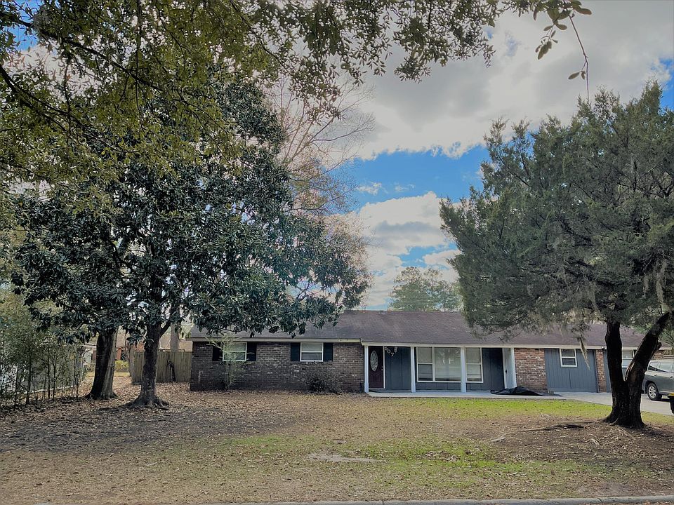 Exterior Front of home