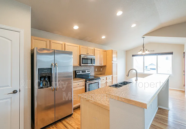 3394 Butternut Ln — Photo 12