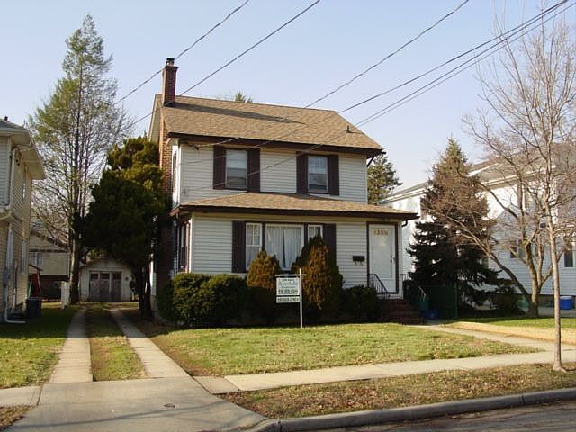 2nd image of 44 Hill St