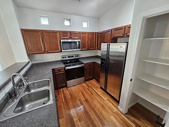 5th image of 9233 E Neville Ave