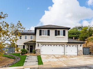 21035 Canyon Ridge Dr, Lake Elsinore, CA 92532