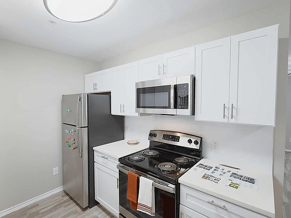 3rd image of 396 E Southwest Pkwy APT 2012
