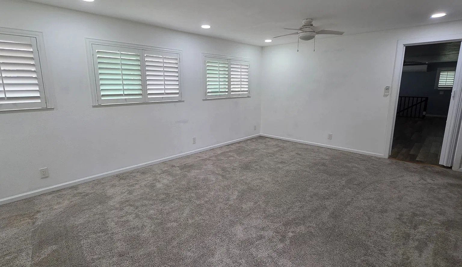 Breezy and Relaxing Kaneohe Living — Photo 3