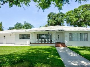 606 Channel Dr, Tampa, FL 33606