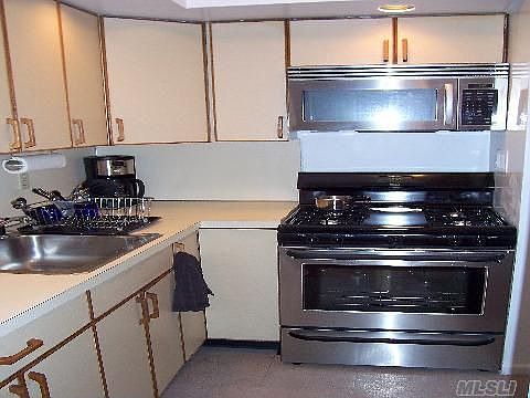 4th image of 83-60 118th St #11A