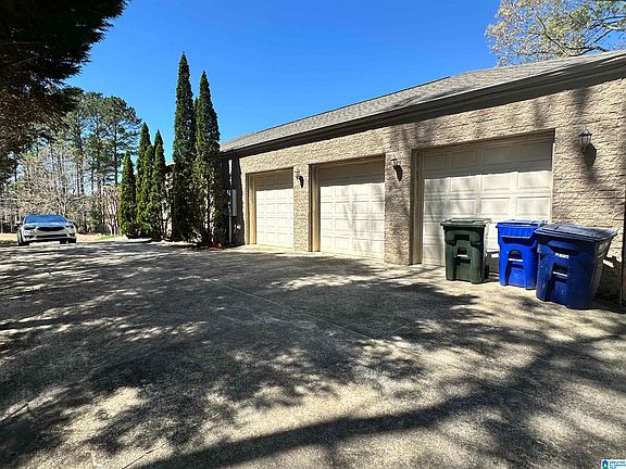 5th image of 559 Woodbridge Trce