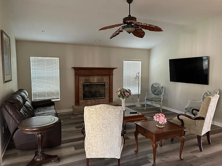 2071 Westchester Way — Photo 19
