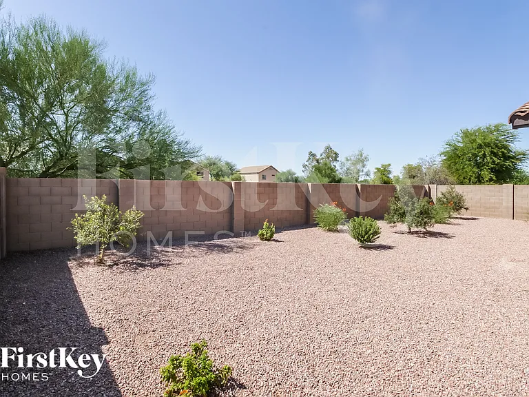 33140 N Cat Hills Ave — Photo 15