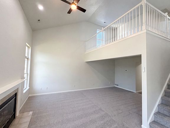 4th image of 1810 Broadleaf Ct