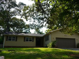 311 Burns Dr, Warner Robins, GA 31088