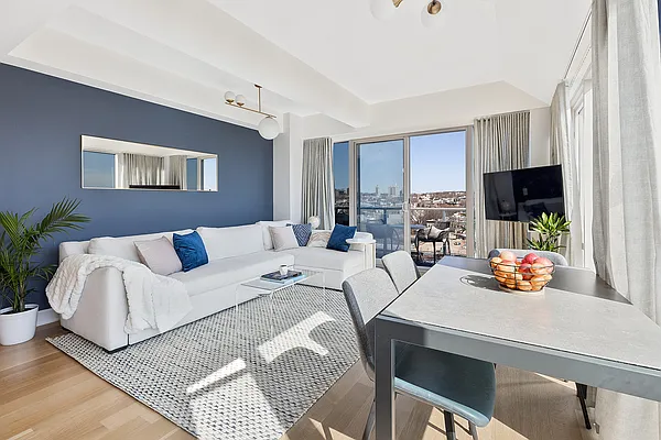 Sold by Compass | media 2