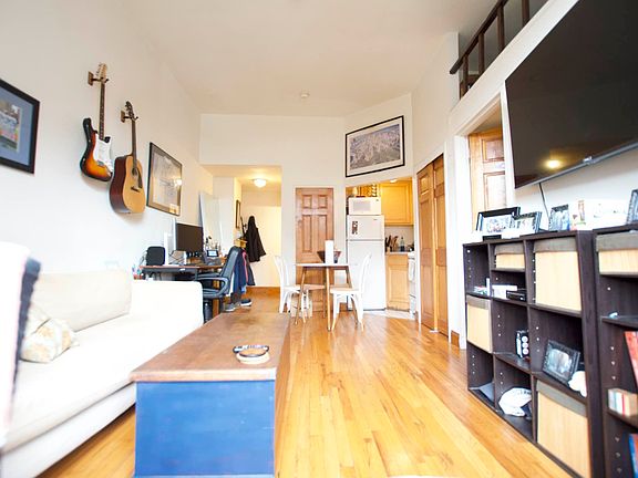 5th image of 67 W 73rd St APT 1B