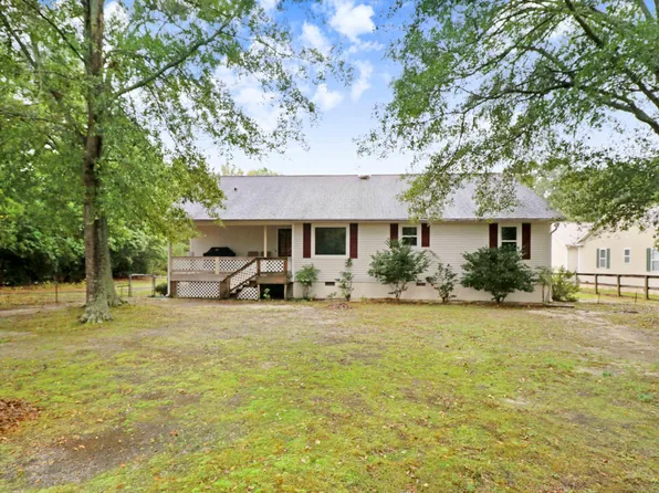 9506 Kennebec Rd, Willow Spring, NC 27592