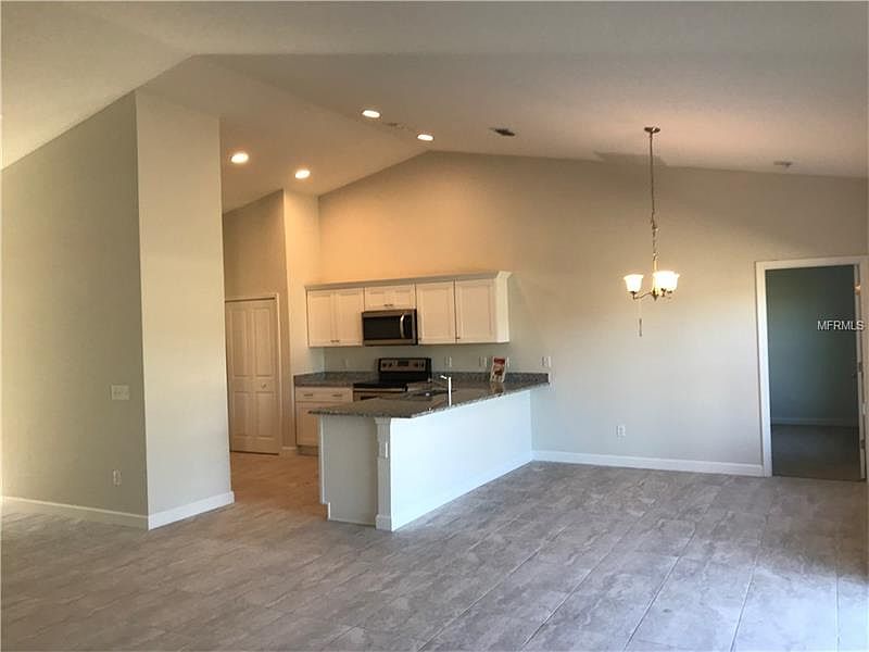 1st image of 133 Aurelia Ct