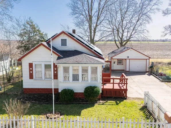 508 Harbberts St, South Pekin, IL 61564