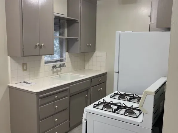 Brooklyn Avenue, 128 Brooklyn Ave APT 4, San Jose, CA 95128