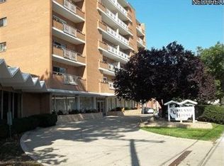 1480 Warren Rd APT 201, Lakewood, OH 44107