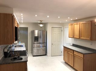 9 Scranton Rd, Worcester, MA 01606