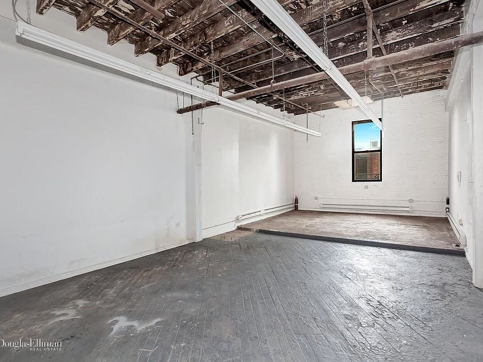 1st image of 201 Richards St Ste 14