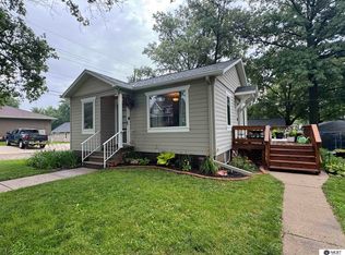 109 N 2nd St, Ceresco, NE 68017