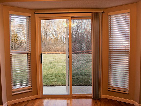 5th image of 10078 Brandsteade Ct
