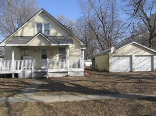 115 NE 3rd St, Hardin, MO 64035