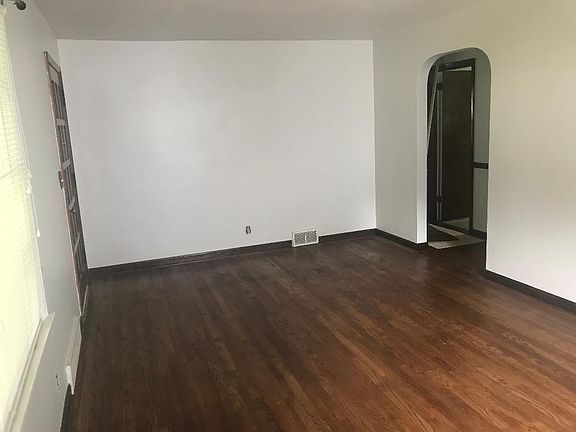 4th image of 322 Afton Ave