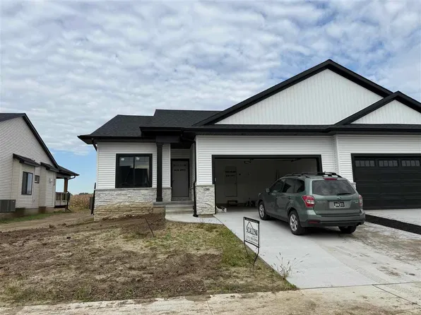 1280 Berkshire Ln, Northliberty, IA 52317