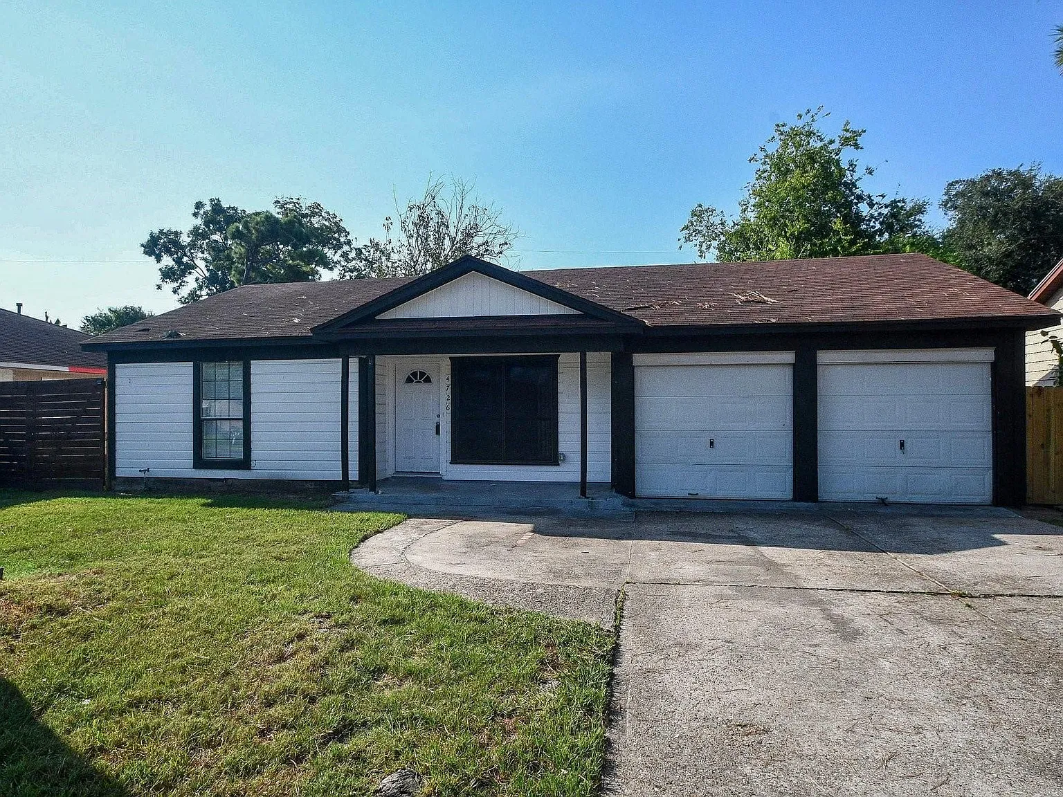 3 bed, 1.5 bath, 984 sqft, $1,400 — Photo 1