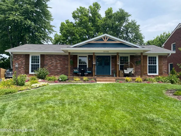 10705 Sunderland Pl, Douglass Hills, KY 40243