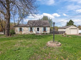 2693 5th St E, Maplewood, MN 55119