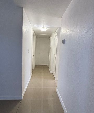 3rd image of 4416 W Paris St