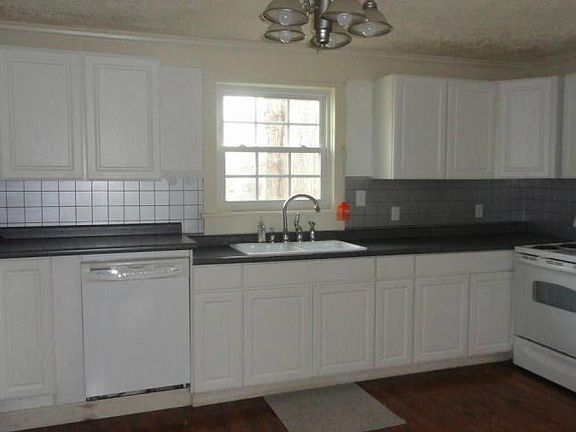 5th image of 1216 Chestnut Ave