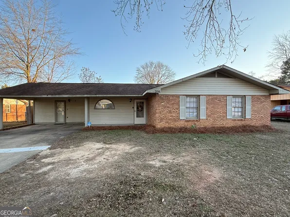 208 Pellimore Dr, Warner Robins, GA 31093